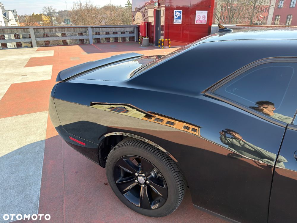 Dodge Challenger - 20