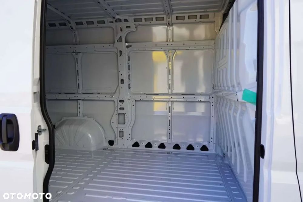 Fiat Ducato Furgon L2H2 140KM - 13