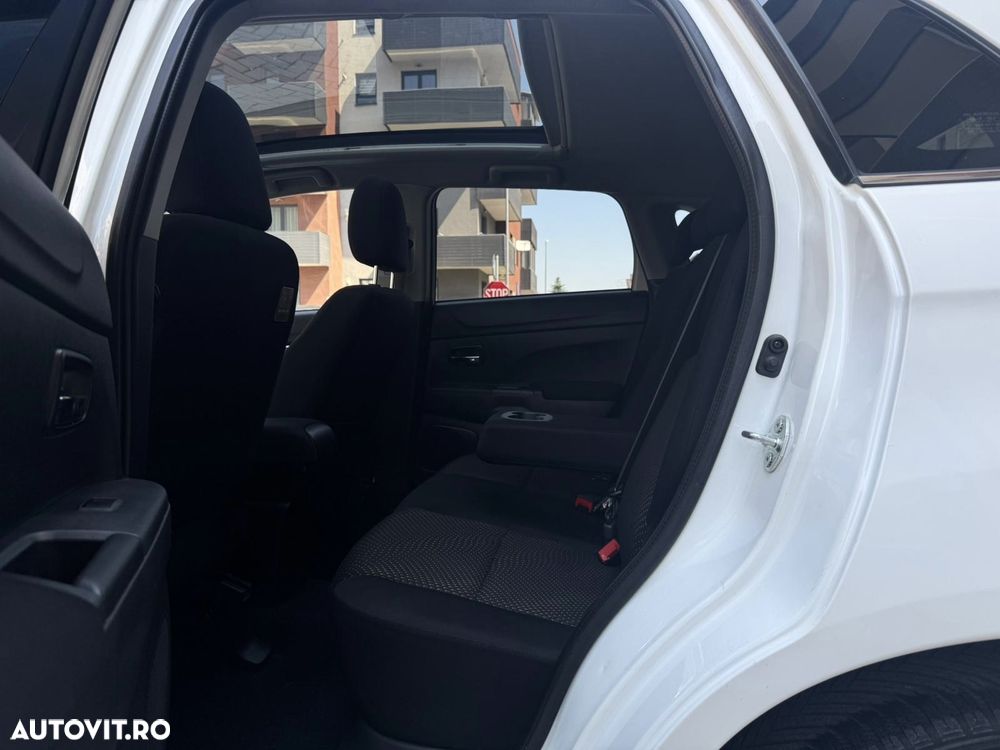 Mitsubishi ASX 1.6 Litre MIVEC Inform - 17