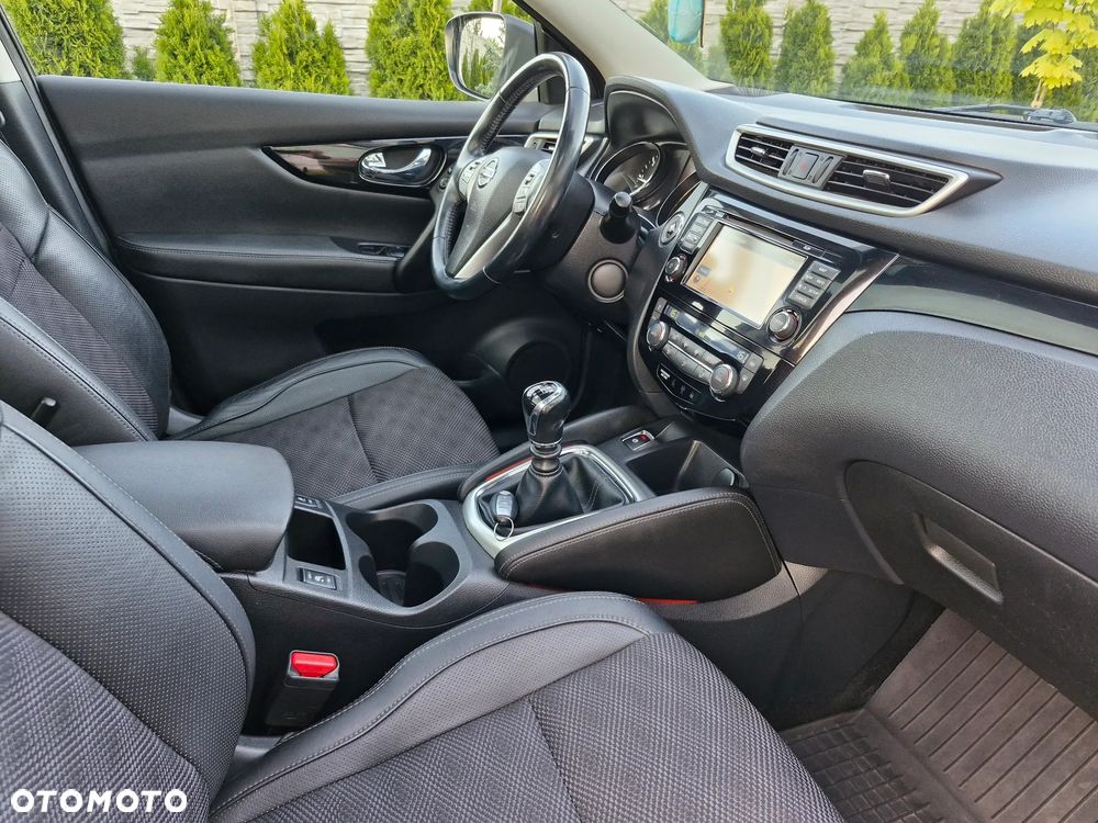 Nissan Qashqai 1.5 dCi Tekna - 23