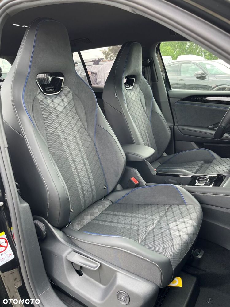 Volkswagen Tiguan - 10