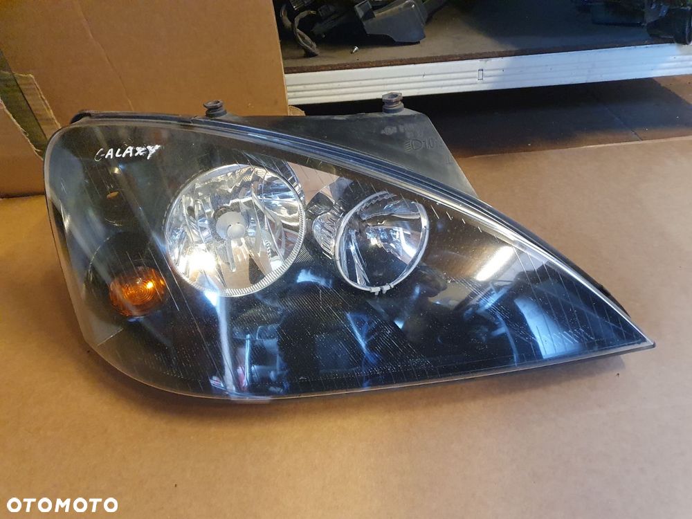 REFLEKTOR PRAWY FORD GALAXY EUROPA
