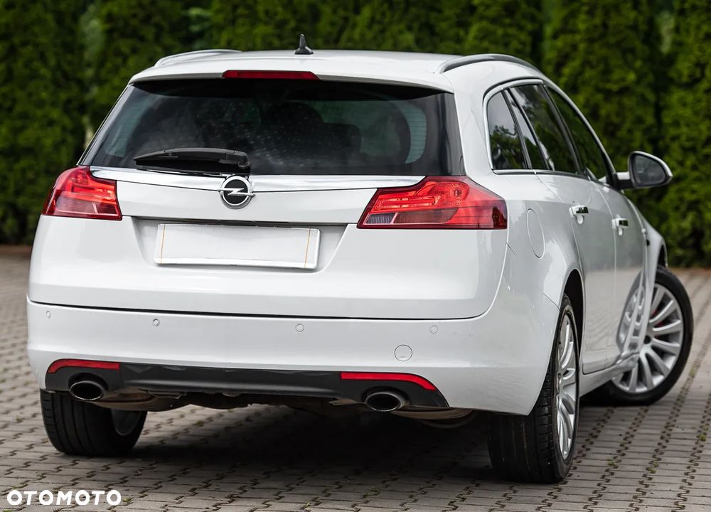 Opel Insignia 2.0 Turbo - 12
