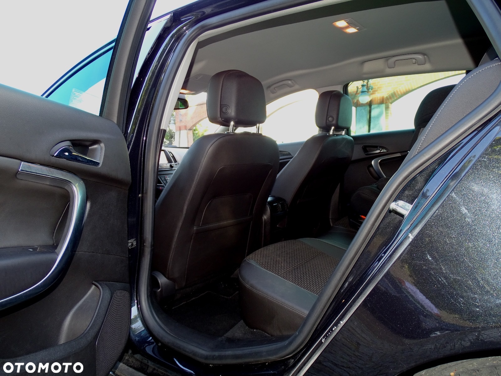 Opel Insignia 2.0 CDTI 4x4 Sports Tourer - 22