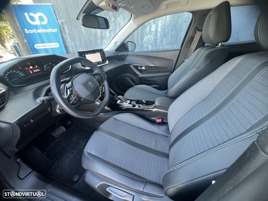 Peugeot e-2008 50 kWh Allure Pack - 18