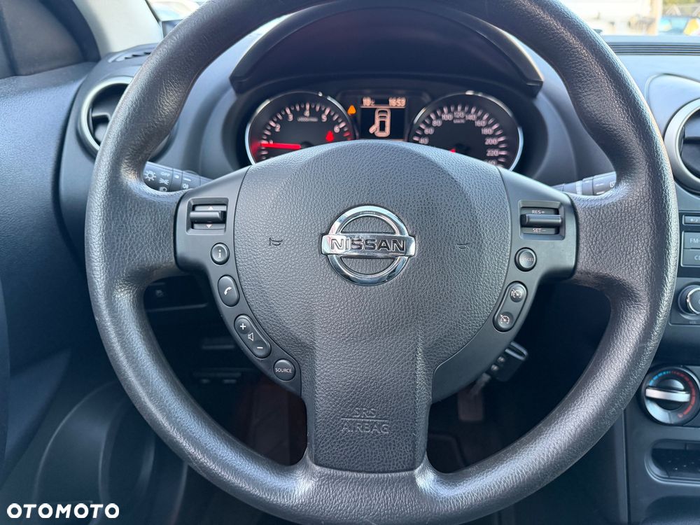 Nissan Qashqai - 16