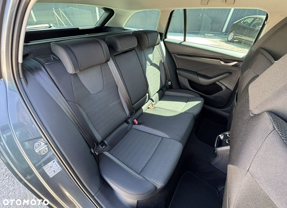 Skoda Octavia 1.5 TSI mHEV Selection DSG - 13