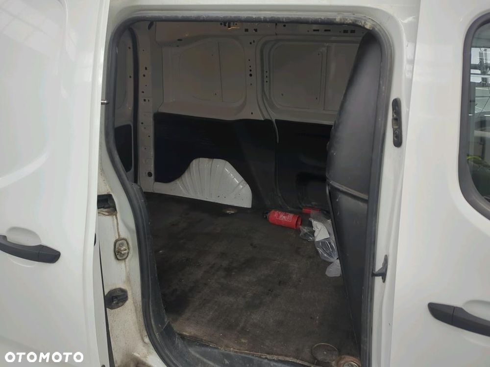 Toyota Proace City Furgon - 16