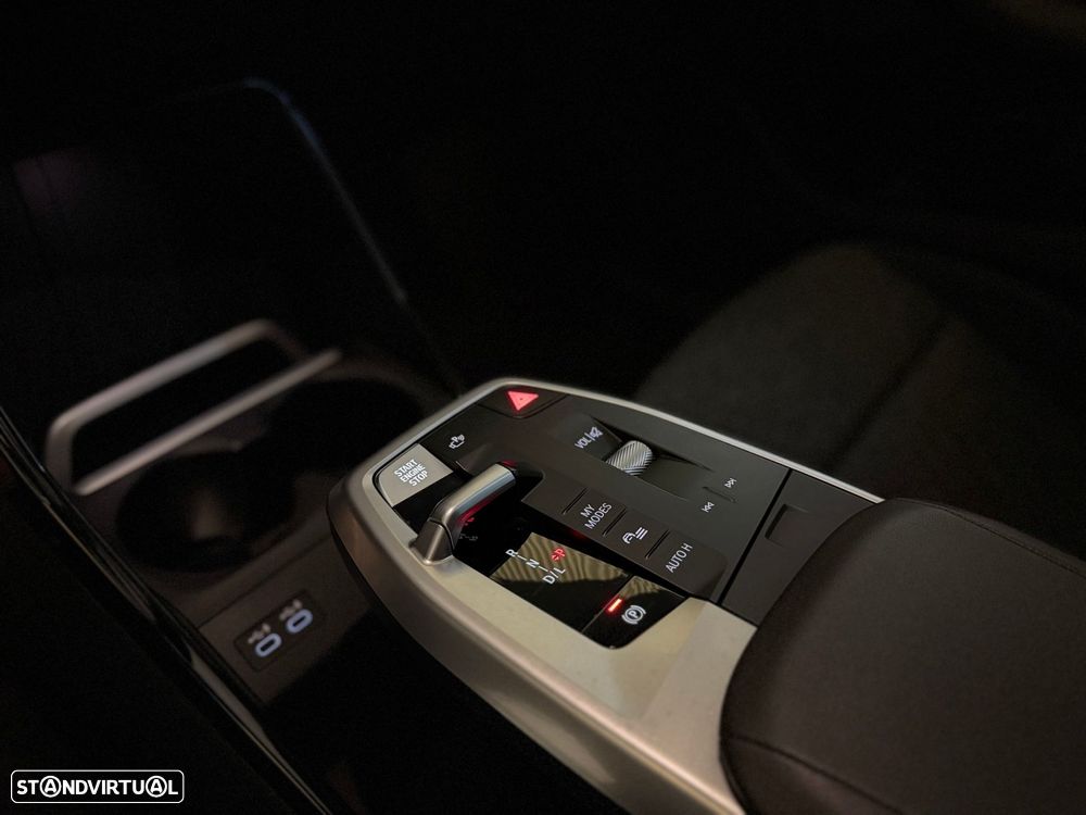 BMW 218 Active Tourer - 12