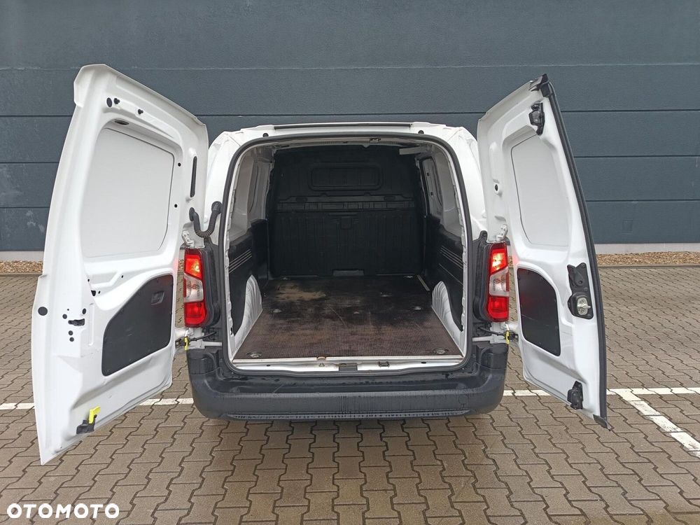Peugeot partner PREMIUM - 9
