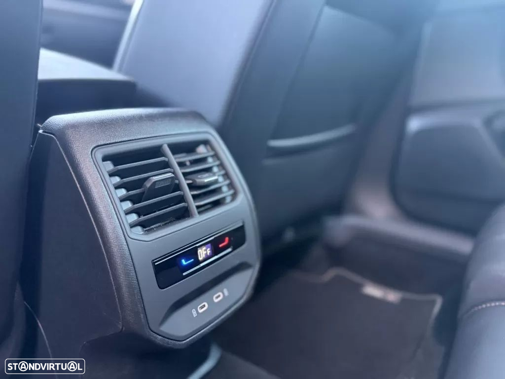 Cupra Leon ST 1.5 eTSI MID DSG - 20
