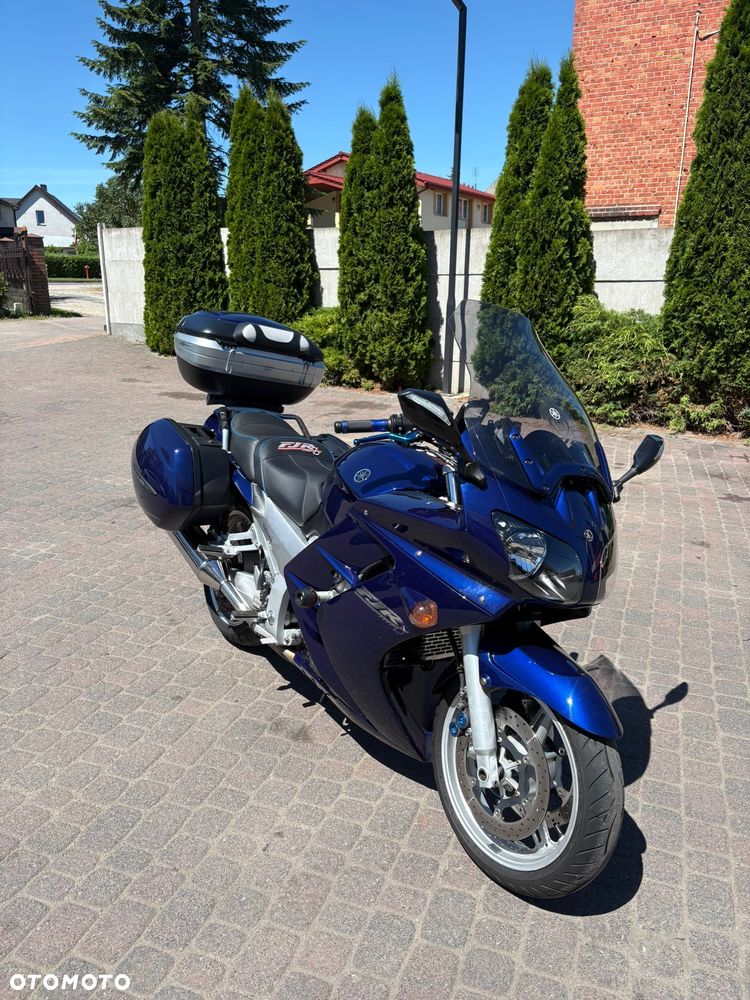 Yamaha FJR - 8