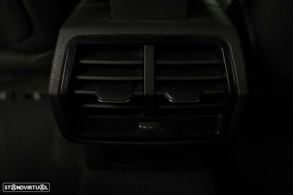 Audi Q3 Sportback 45 TFSIe S line S tronic - 24