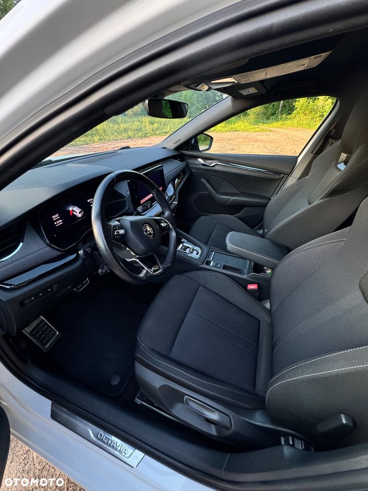 Skoda Octavia 2.0 TDI Style DSG - 4