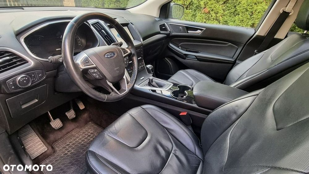 Ford Edge - 12