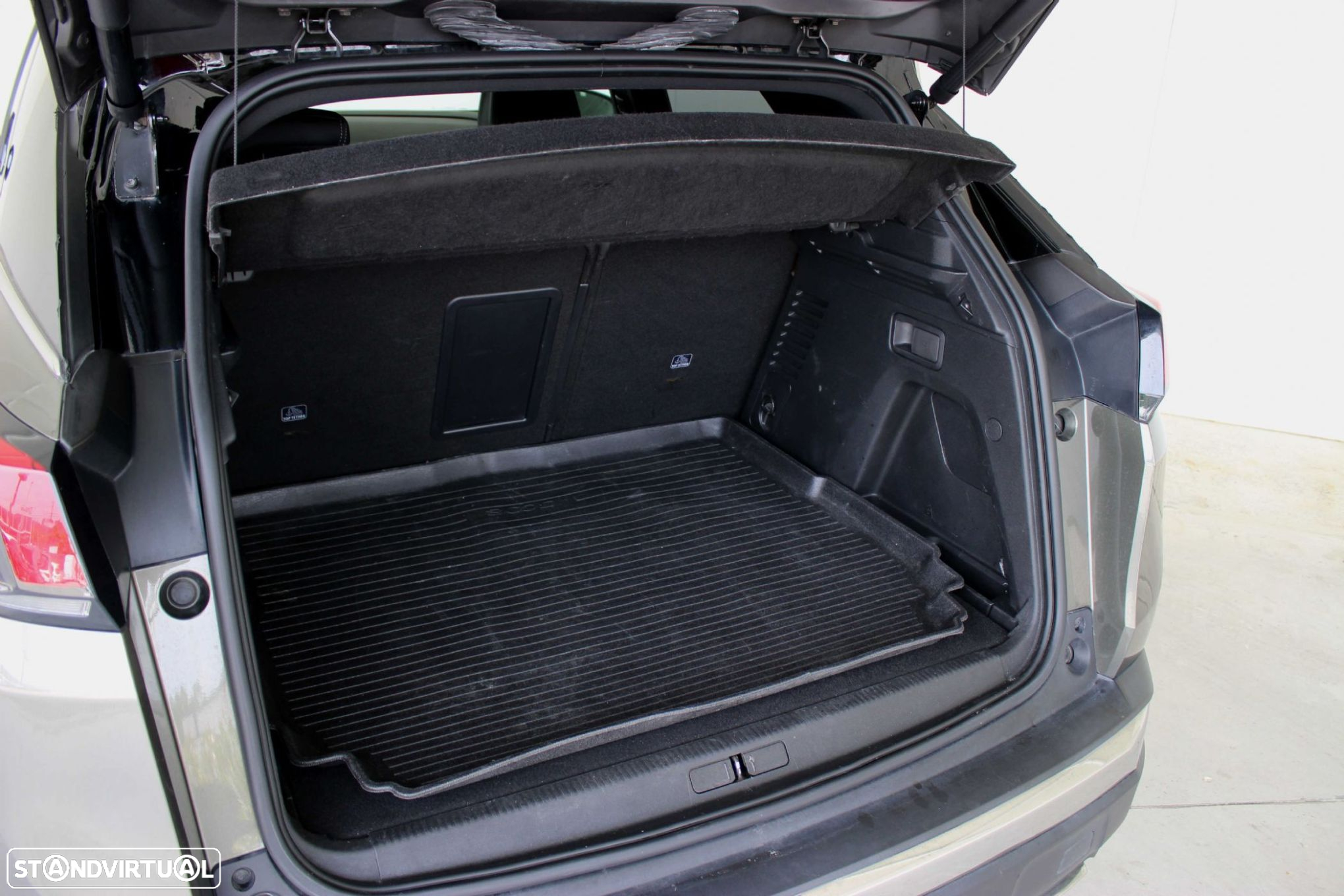 Peugeot 3008 - 10