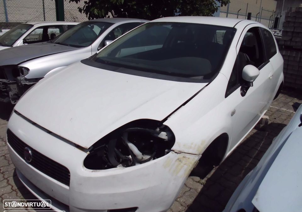 Peças Fiat Grande Punto (199_) 2005 a 2010 - 30