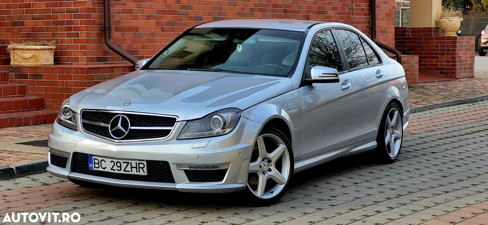 Mercedes-Benz C - 8