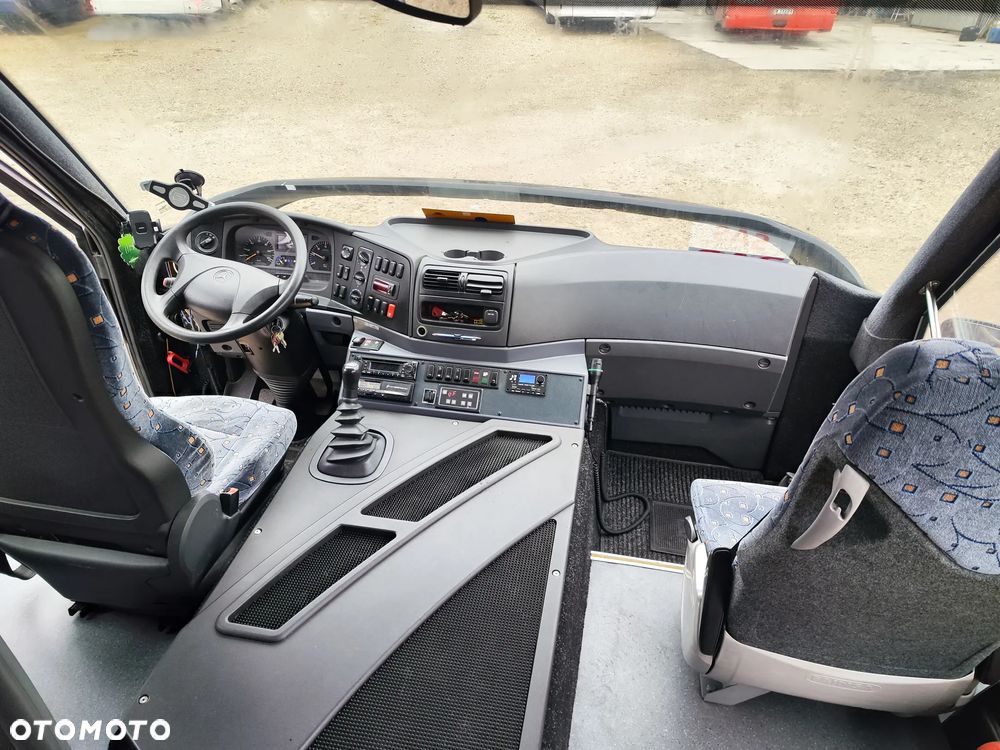 Mercedes-Benz Mago Tourino Tourismo - 4