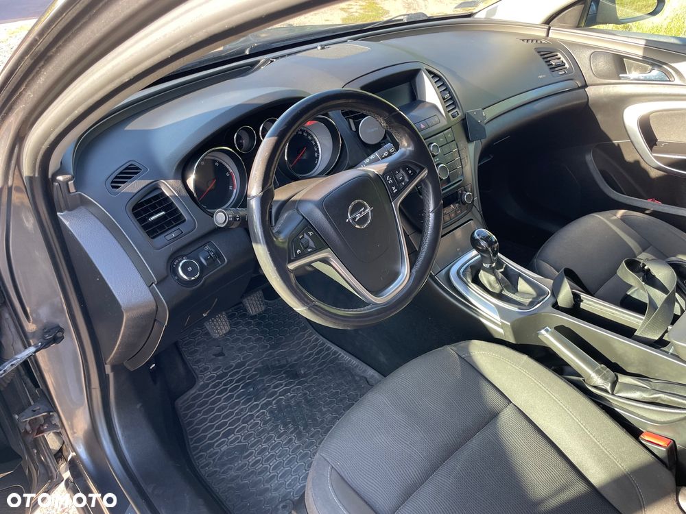 Opel Insignia 2.0 CDTI - 8