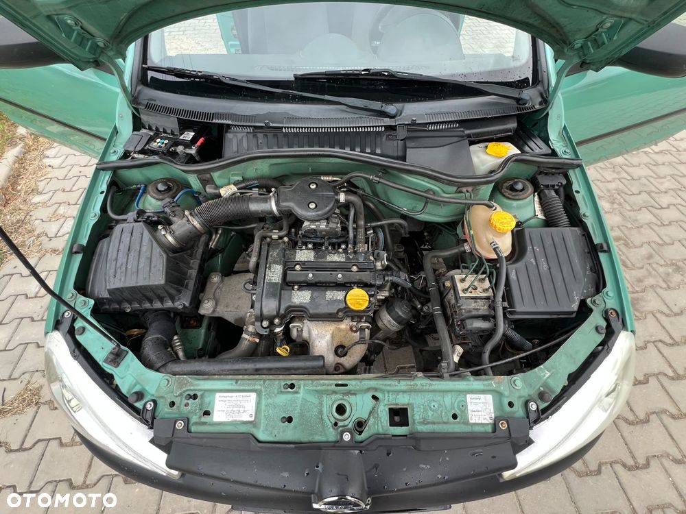 Opel Corsa - 16