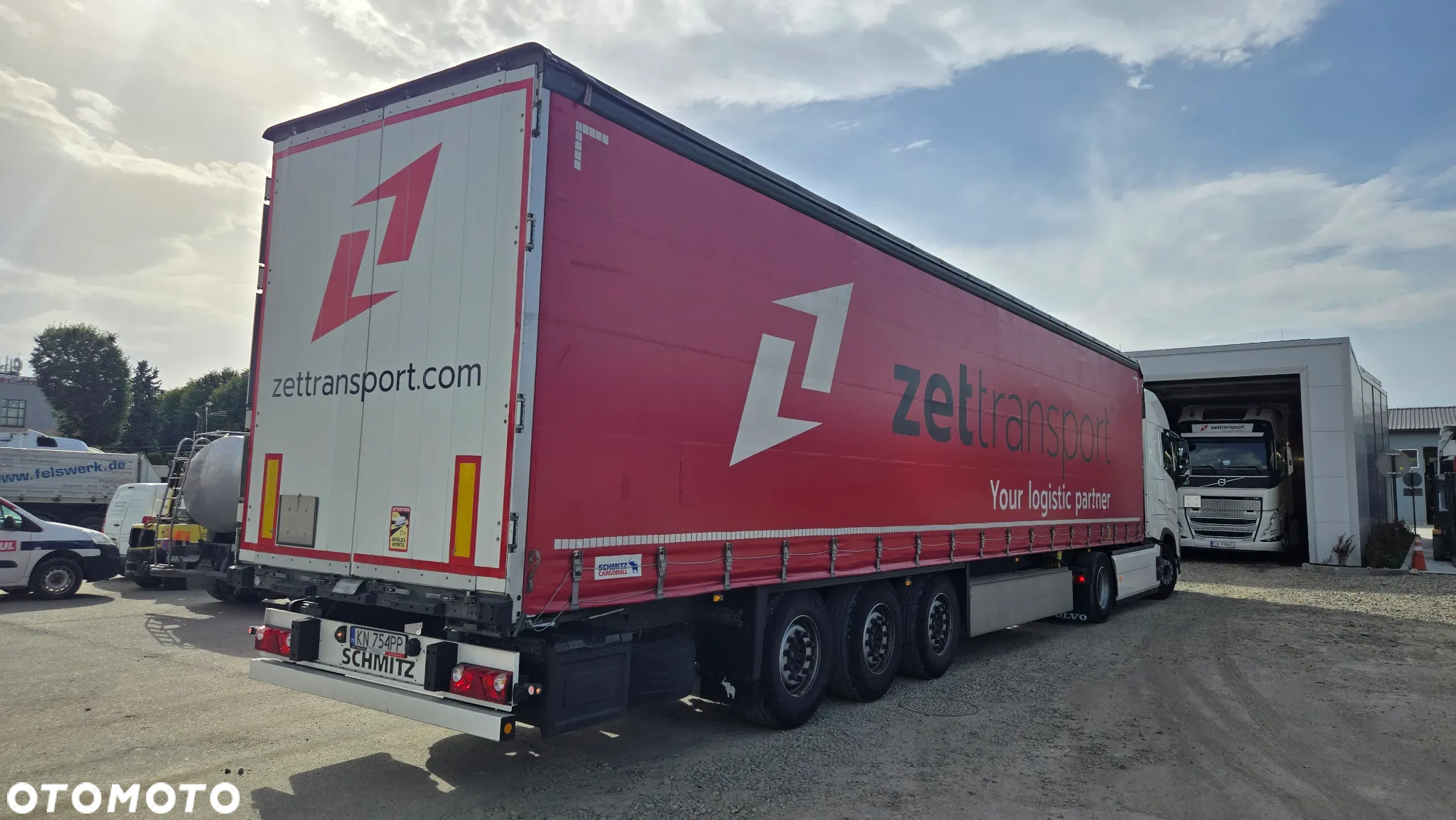 Schmitz Cargobull Firanka z koszem na palety - 3