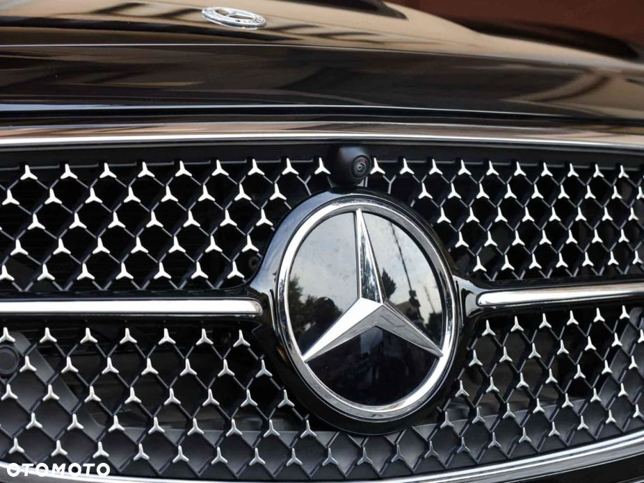 Mercedes-Benz Klasa E - 12