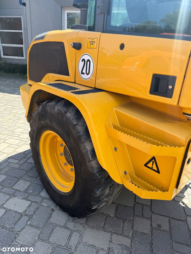 Volvo L35G - 11