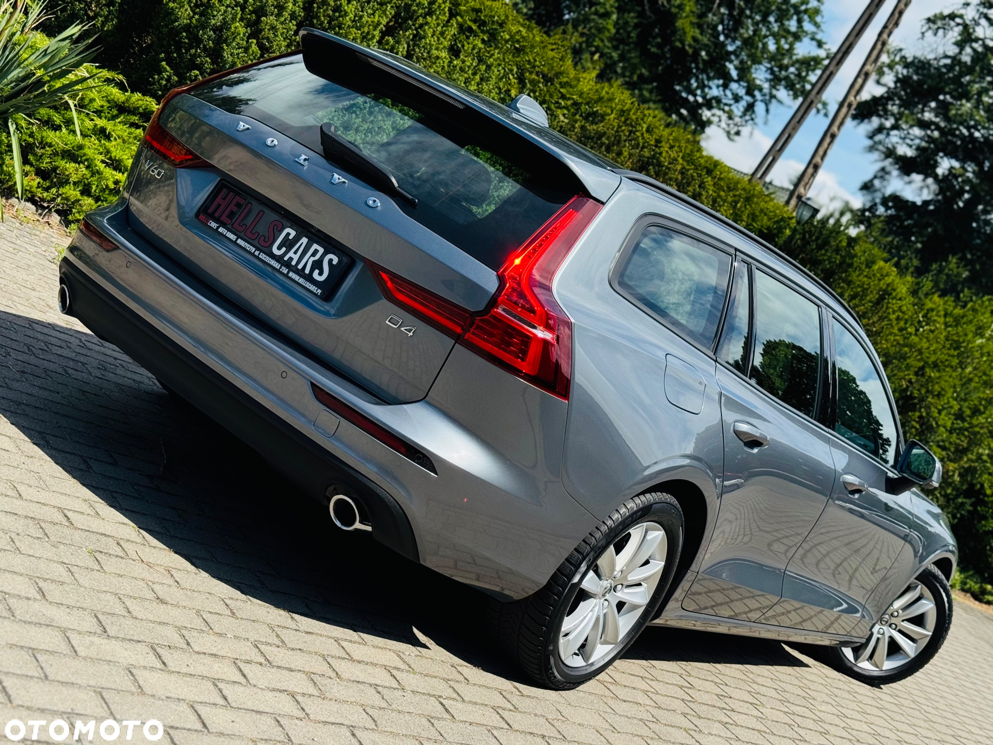 Volvo V60 D4 AWD Geartronic Momentum - 3
