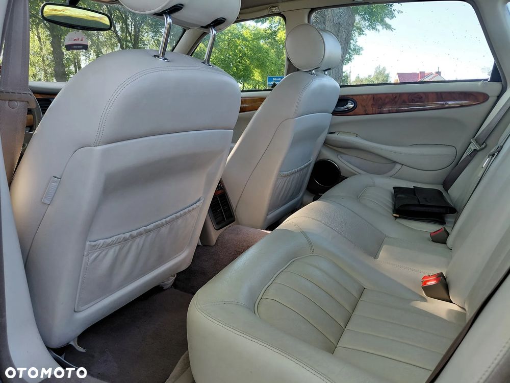 Jaguar XJ 4.0 Executive - 29