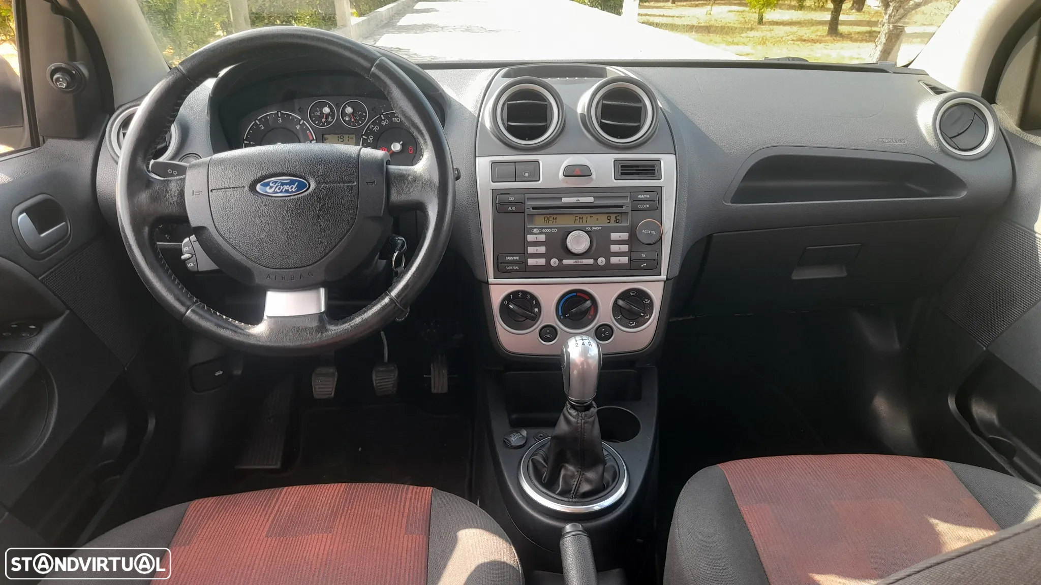 Ford Fiesta 1.4 TDCi Trend - 19