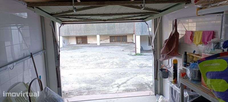 Garagem individual exterior - Grande imagem: 2/3