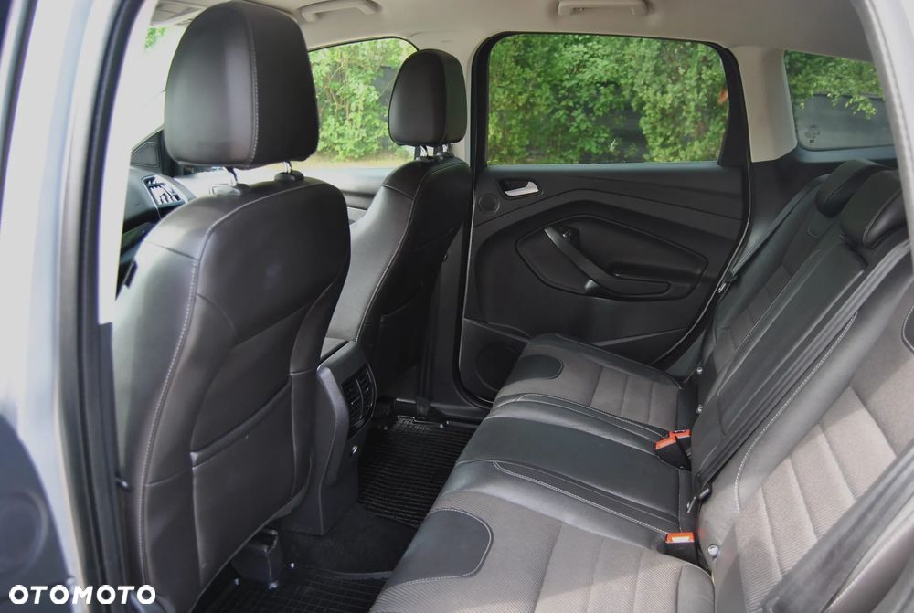 Ford Kuga 2.0 TDCi 4x4 Titanium - 6