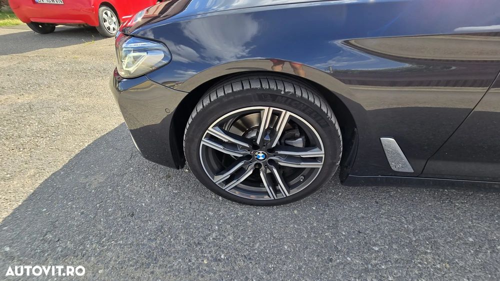 BMW Seria 5 520d EfficientDynamics Edition AT - 39