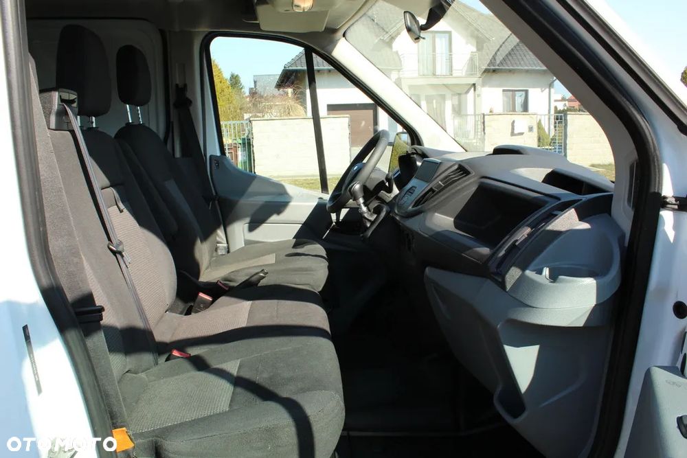 Ford Transit - 15