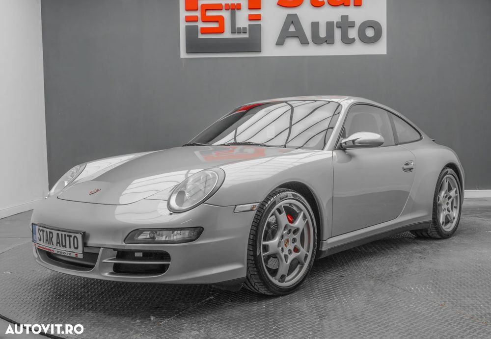 Porsche 911 Carrera 4 S - 2