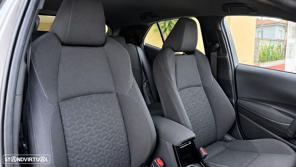 Toyota Corolla 1.8 Hybrid Comfort - 15