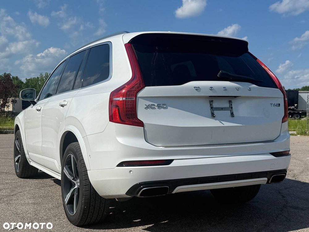 Volvo XC 90 - 10