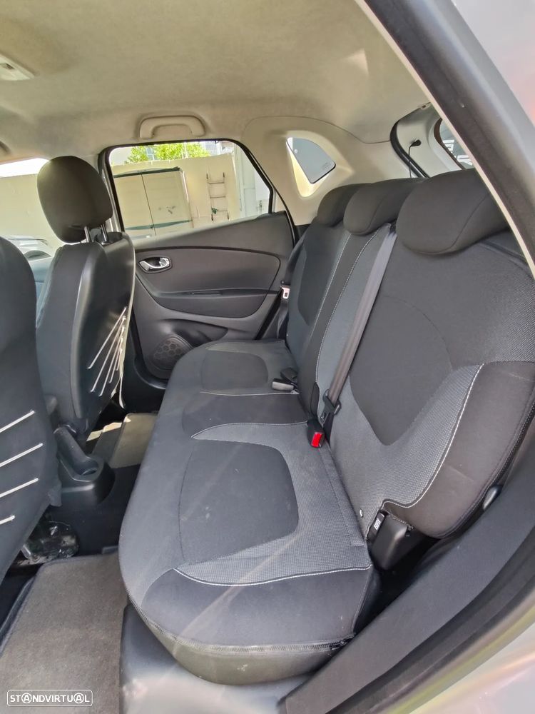 Renault Captur 0.9 TCE Exclusive - 10