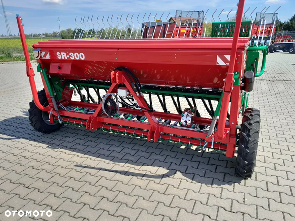 Agro-Masz SR300