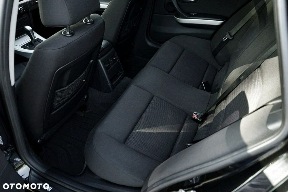 BMW Seria 3 318i - 20