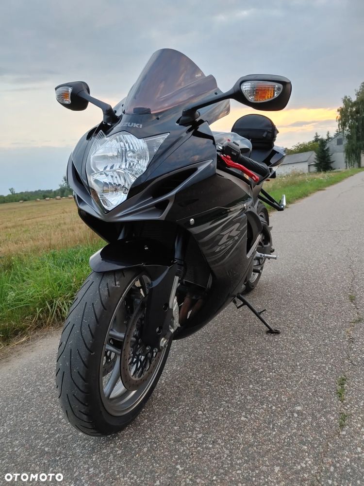 Suzuki GSX-R - 2