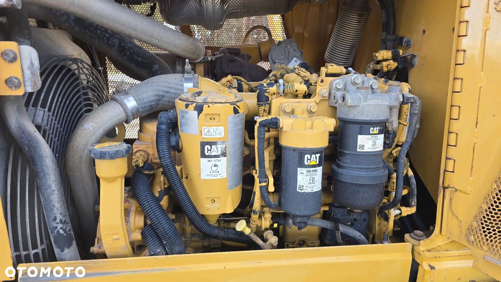 Caterpillar D5 - 10