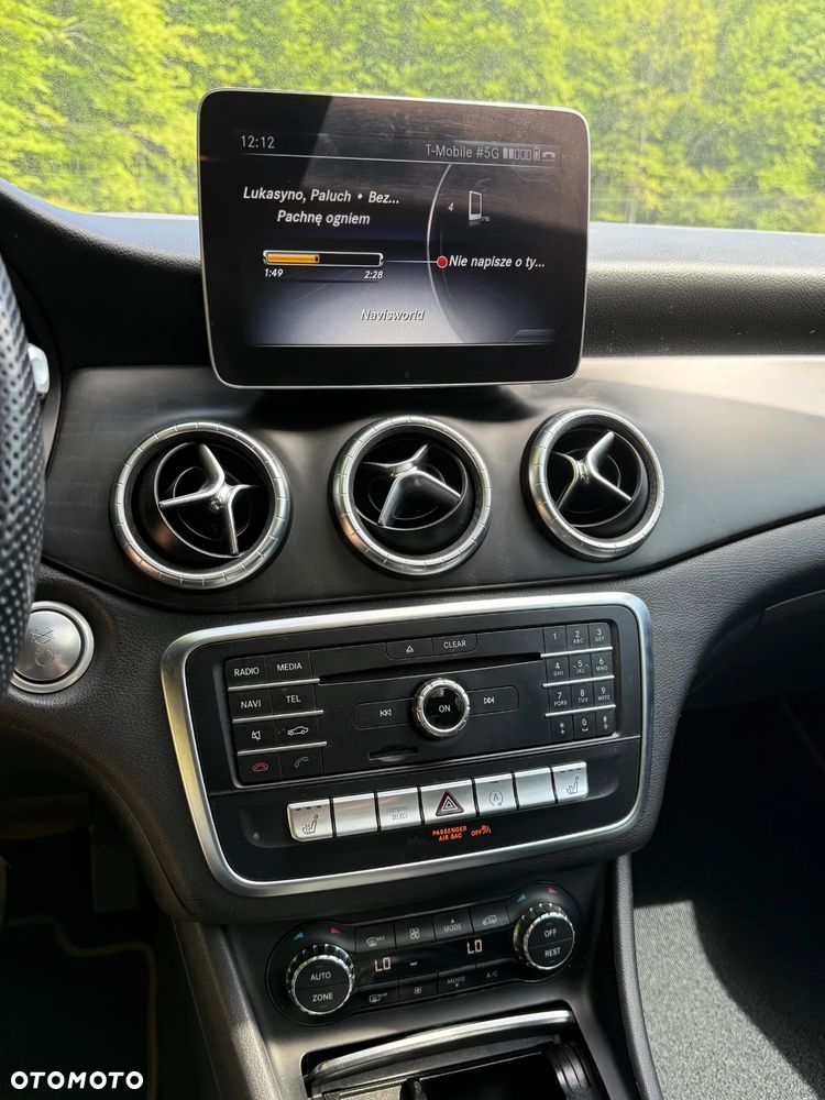 Mercedes-Benz CLA 250 4Matic 7G-DCT Peak Edition - 8