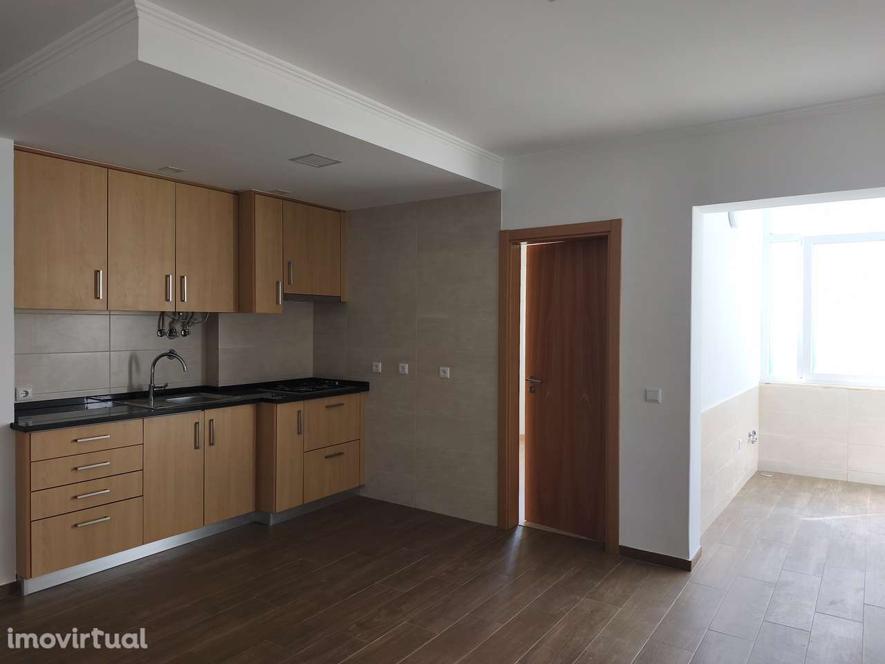 T2 Queijas, Rua João XXI, Muito Central, Remodelado, Como Novo. - Grande imagem: 4/25