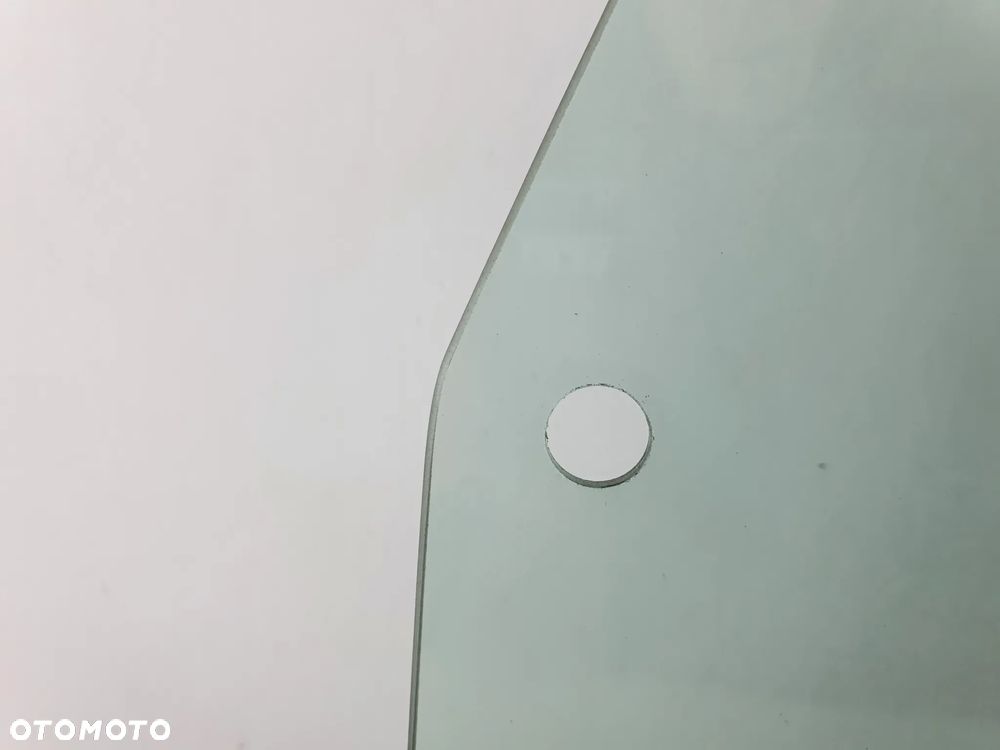 SZYBA DRZWI PRAWA   IVECO EUROCARGO - 5