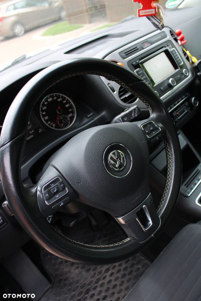 Volkswagen Tiguan - 14