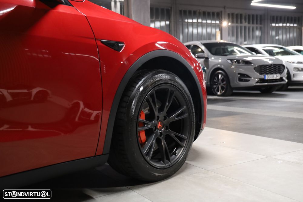 Tesla Model Y Long Range Tração Integral - 31