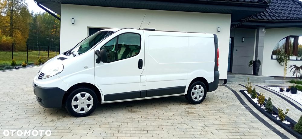 Renault Trafic - 10