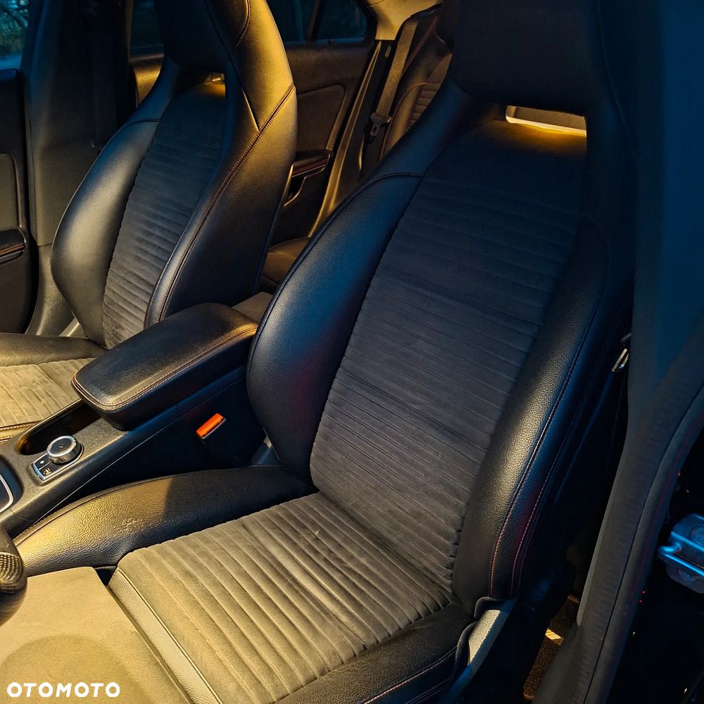 Mercedes-Benz CLA - 13